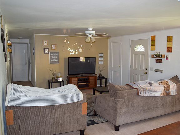 3rd image of 2305 Humphreys St