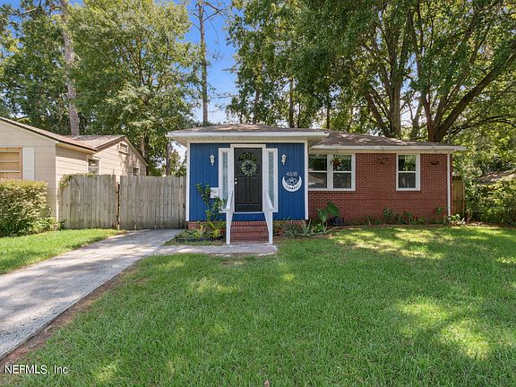 2nd image of 4618 CRESCENT Street