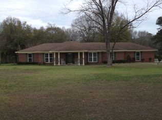 145 Woodlawn Dr, Eufaula, AL 36027
