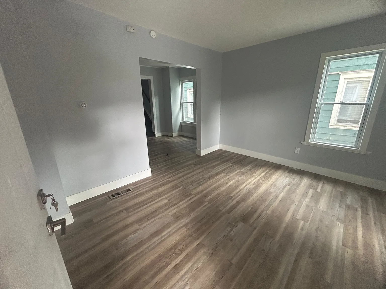 3 bed, 1500 sqft, $1,550 — Photo 4