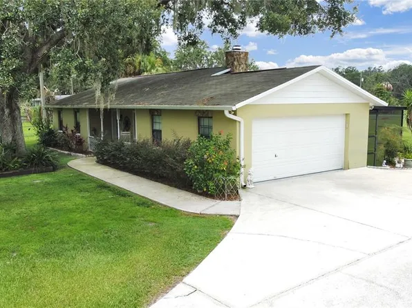 8419 Edison Rd, Lithia, FL 33547