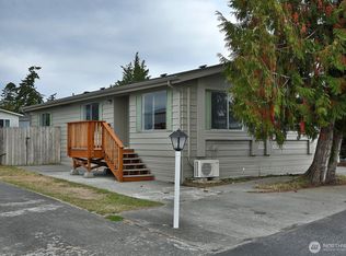 700 NW Crosby Ave TRAILER 35, Oak Harbor, WA 98277