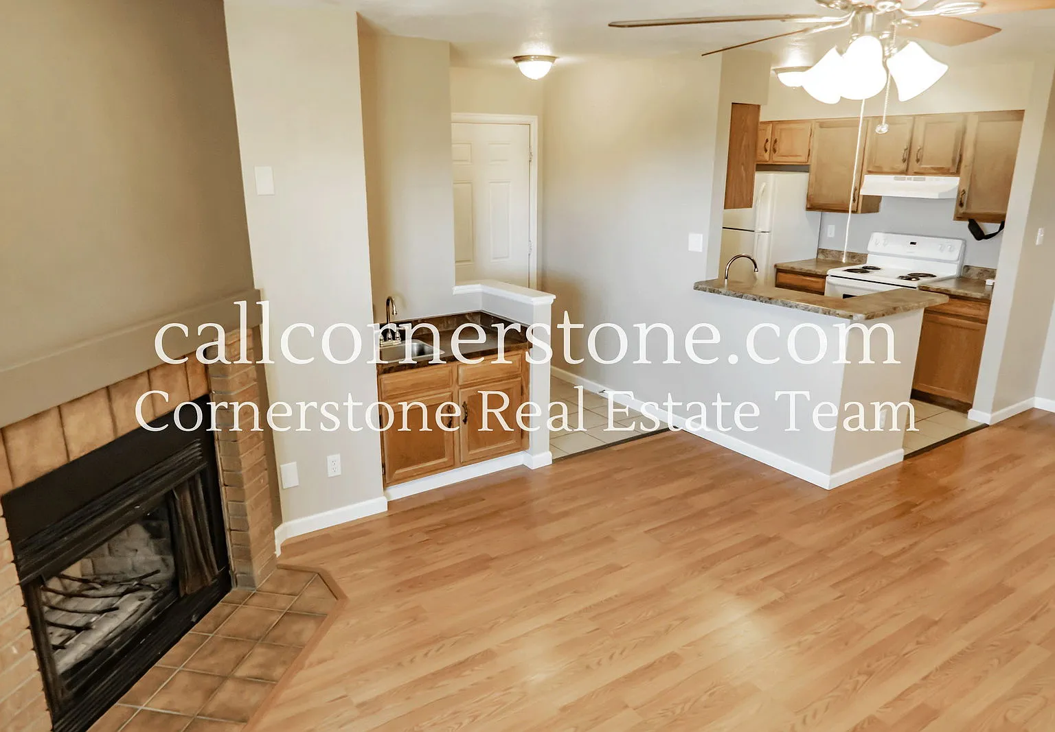 2 bed, 2.0 bath, 900 sqft, $1,222 — Photo 3