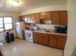 311 N 2nd St APT 3, Dekalb, IL 60115