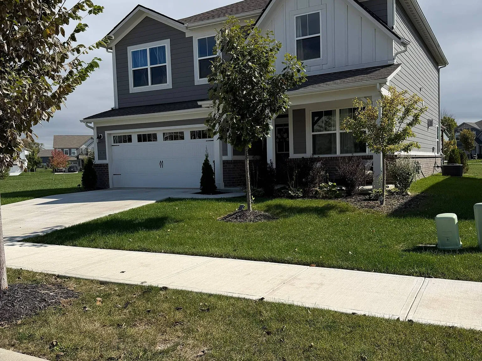 5 bed, 3.5 bath, 2480 sqft, $3,600 — Photo 3
