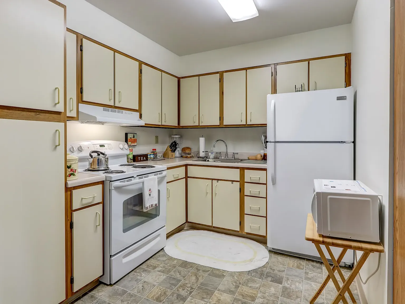 Etna Commons Apartments — Photo 2