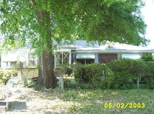 913 Adel St, Savannah, GA 31405