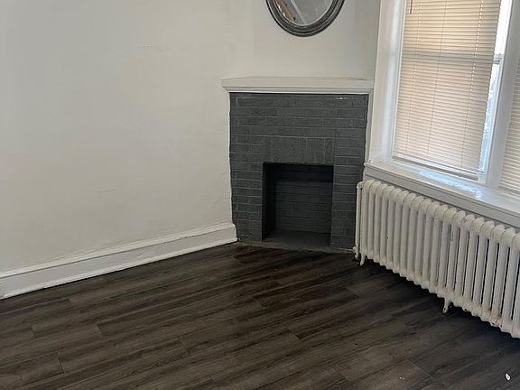 3rd image of 2407 Lamotte St