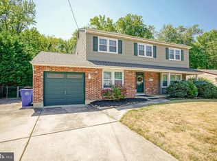 364 Ivy Dr, Woodbury Heights, NJ