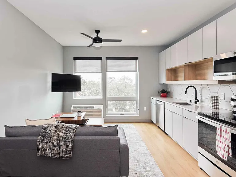 Pivot Apartments — Photo 96