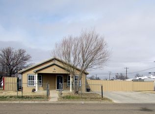 424 W 7th St, Dumas, TX 79029