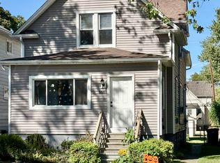 550 Elm St, Wyandotte, MI 48192