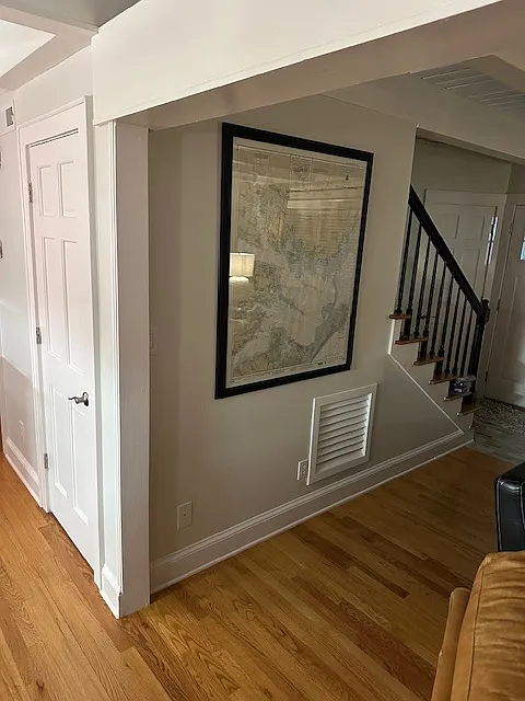 3 bed, 2.5 bath, 2100 sqft, $3,000 — Photo 3