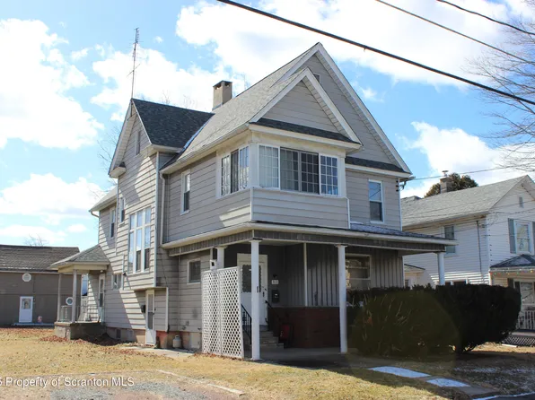 311-313 Hickory St, Peckville, PA 18452