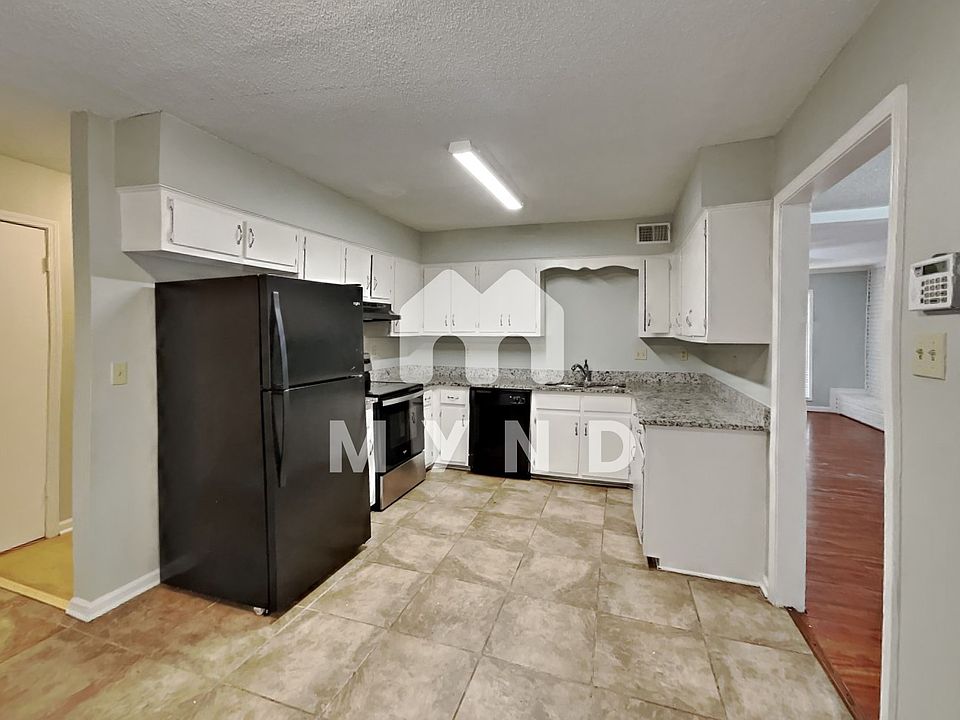 1st image of 4387 Northwood Hills Dr