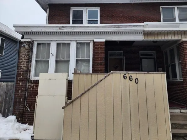 660 S 2nd St, Steelton, PA 17113
