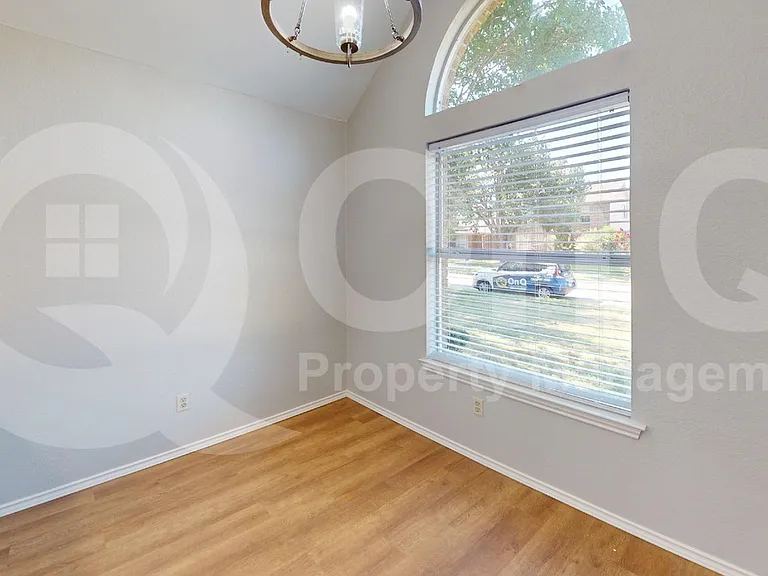 7913 Rice Dr — Photo 19
