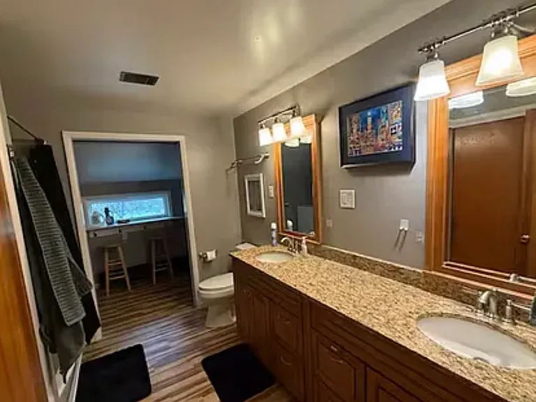 6076 Smith Rd — Photo 13
