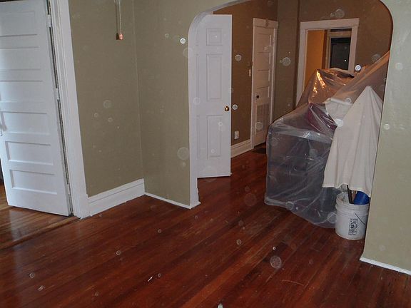 5th image of 1216 N Rockwell St #1