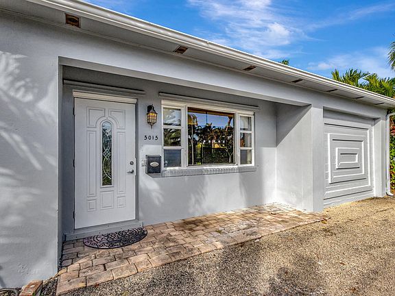 3rd image of 5015 S Olive Avenue