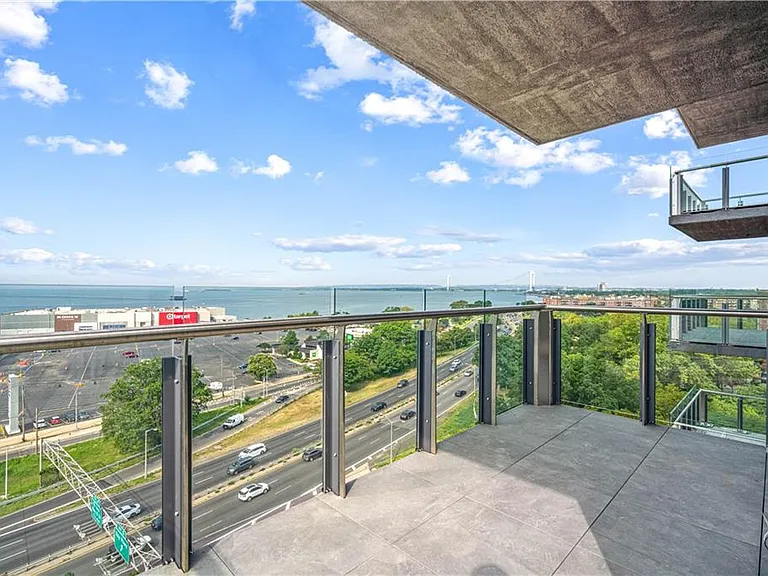 2286 Cropsey Ave #7E — Photo 9