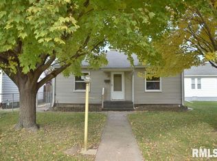 5223 11th Ave #A, Moline, IL 61265