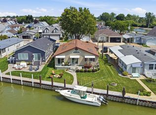 1560 N Compass Ave, Port Clinton, OH 43452