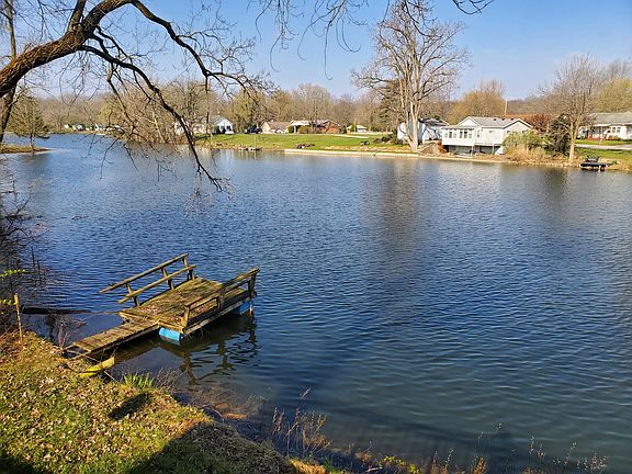 3rd image of 3780 S Middle Dr
