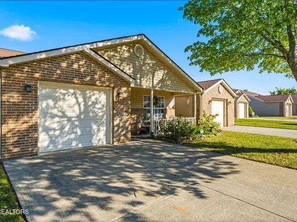 10017 Gate Post Way, Knoxville, TN 37931