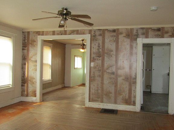 5th image of 12 Weston Ave