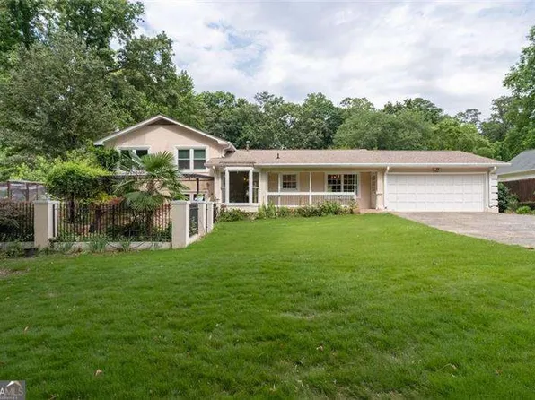 953 Hidden Hollow Dr, Marietta, GA 30068