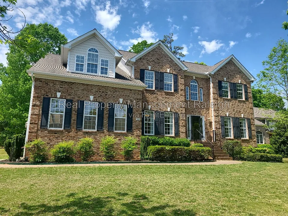 7801 Kensington Manor Ln