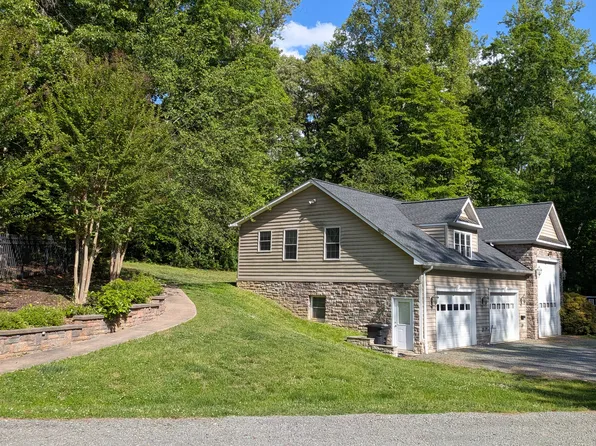 7040 Hoadly Rd #1, Manassas, VA 20112