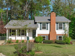 1120 Shetland Ct, Raleigh, NC 27609