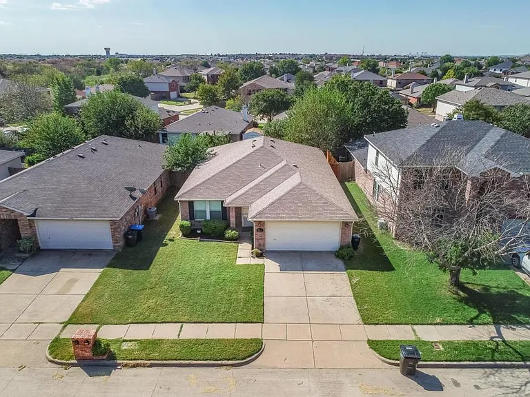 5536 Camarillo Dr — Photo 20