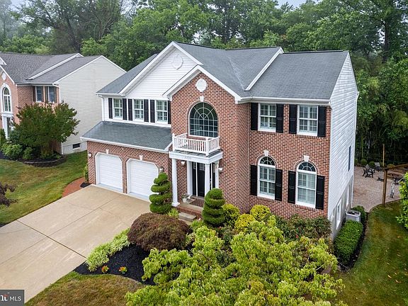 5th image of 2233 Gelding Way