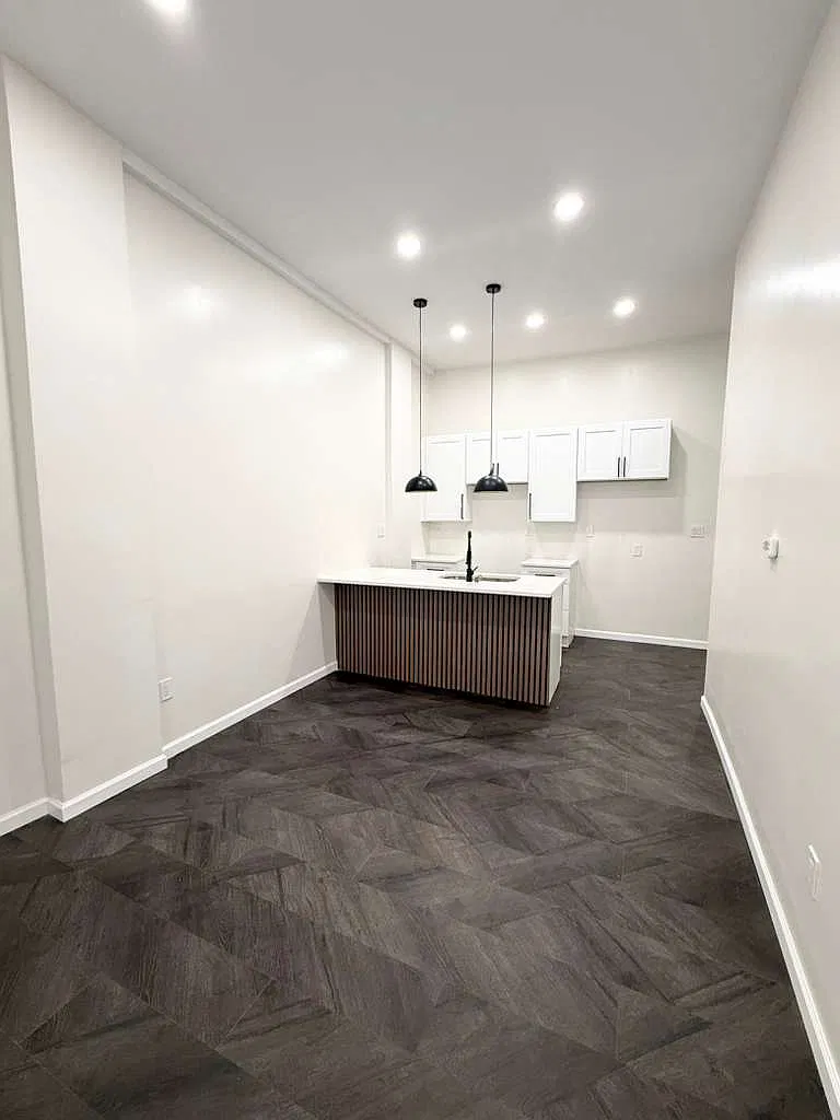2 bed, 1150 sqft, $1,450 — Photo 1