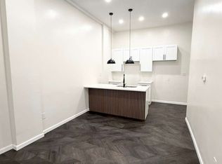 2575 Scranton Rd #2, Cleveland, OH 44113