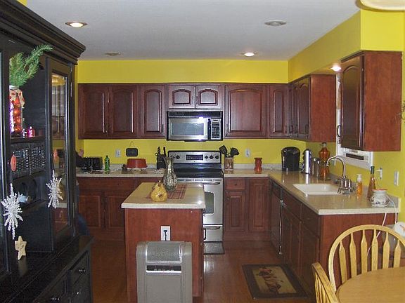 5th image of 4310 Windy Meadows Dr