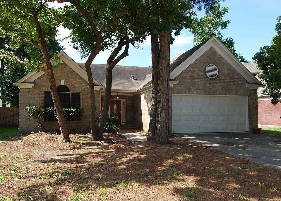 1st image of 7126 Oak Walk Dr