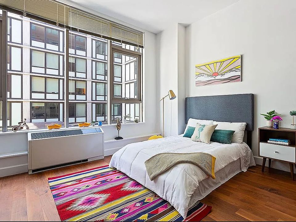 1st image of 217 51st Ave APT 318