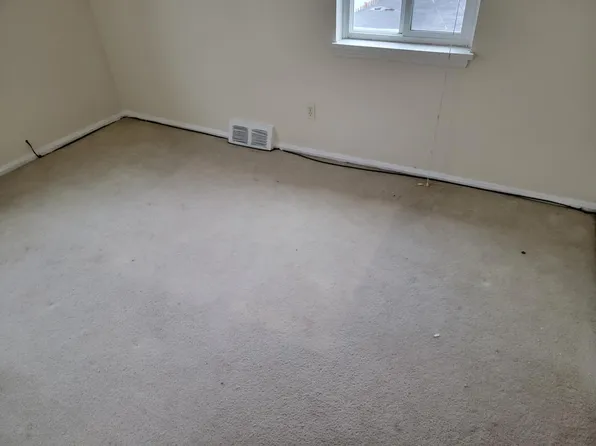 4076 W 50th St #Up, Cleveland, OH 44144