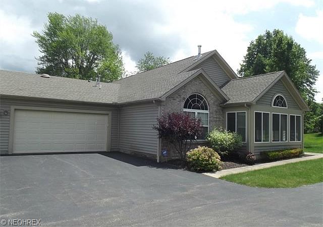 1st image of 1804 Willow Brook Dr