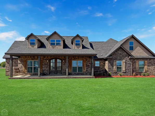 226 County Rd, Bay, AR 72411