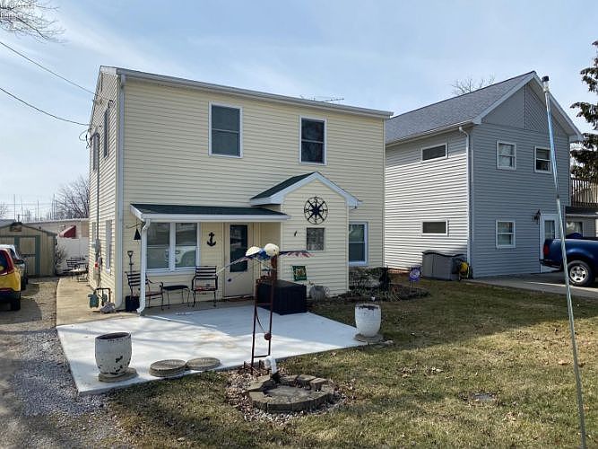 1st image of 5464 E Eastview Ln