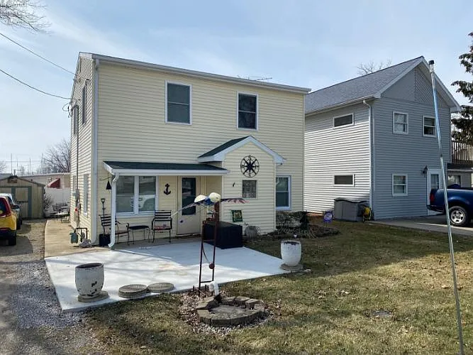 5464 E Eastview Ln photo 1