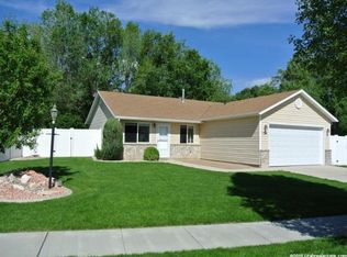 124 Lynne School Ln, Ogden, UT 84404