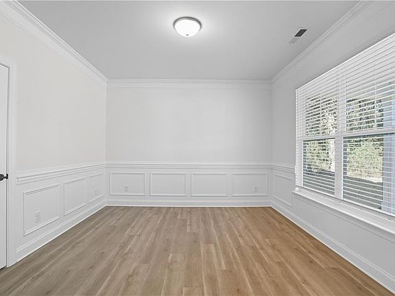 5th image of 1327 Wharf Hill Dr