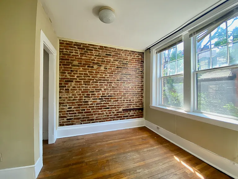 7 Myrtle St #1 — Photo 5