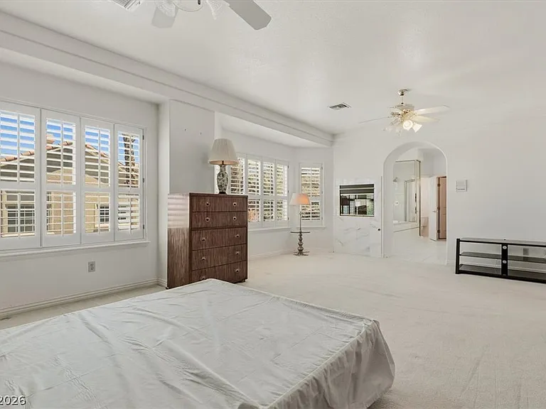 1888 Woodhaven Dr — Photo 34